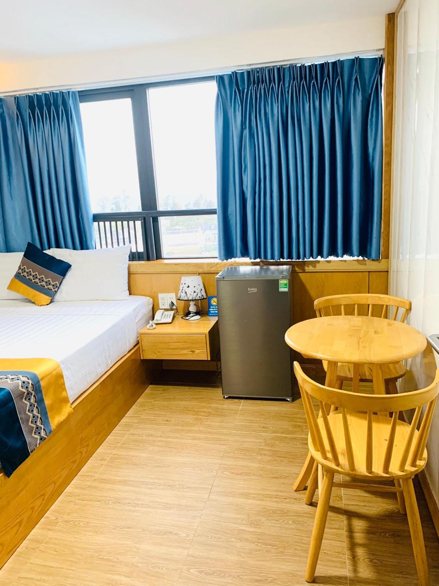Sea Night Hotel ファンティエット エクステリア 写真