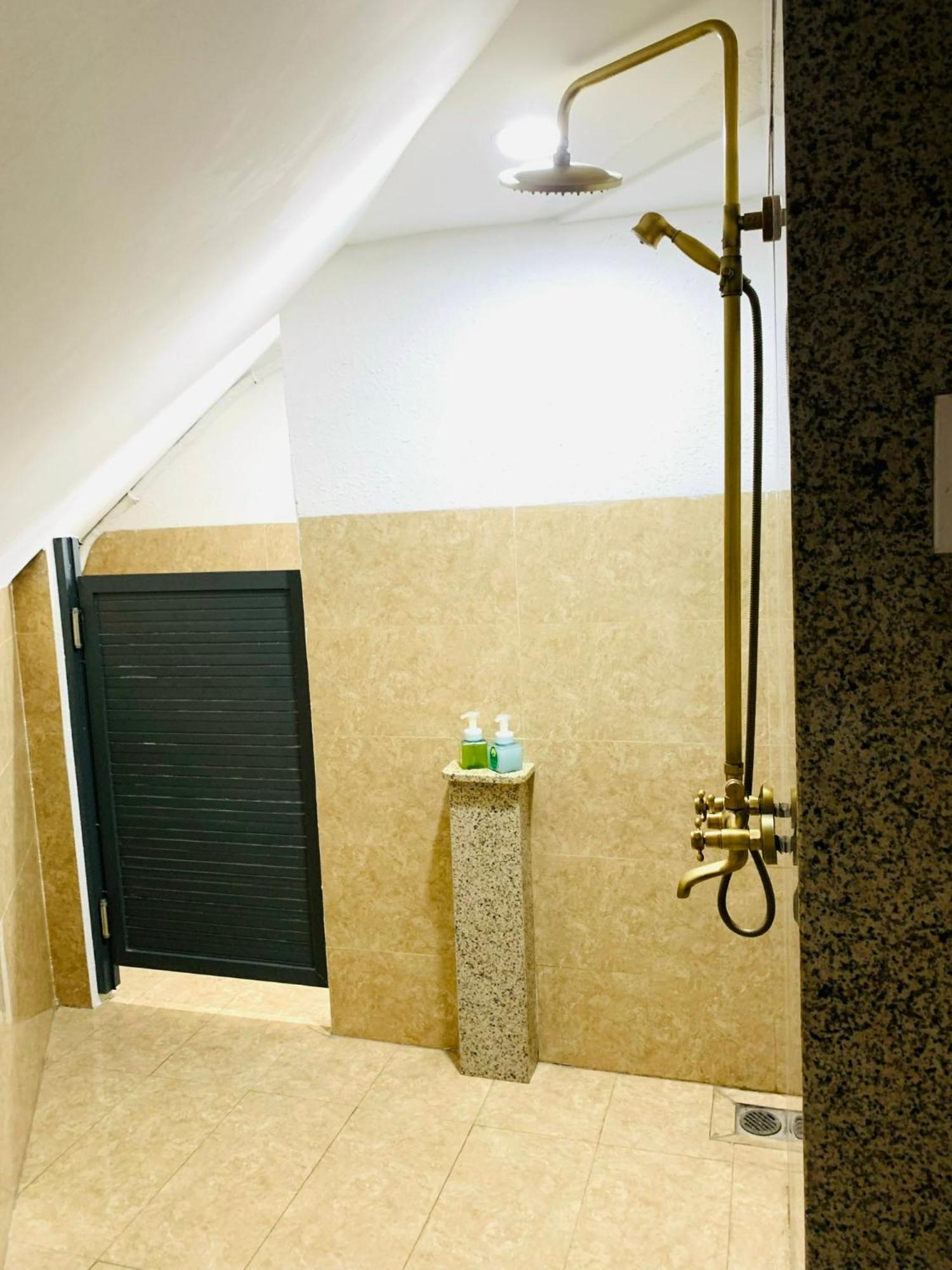 Sea Night Hotel ファンティエット エクステリア 写真